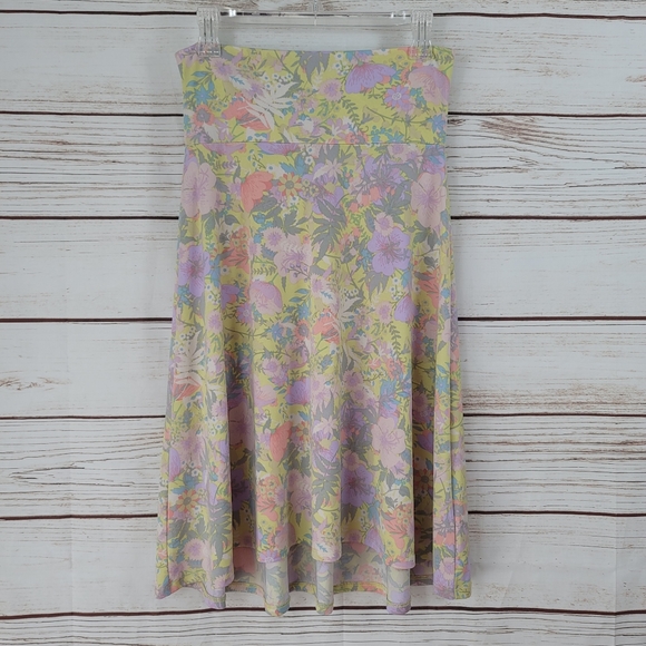 Lularoe | Stretchy Pastel Floral Skirt Simply Comf - Picture 2 of 6